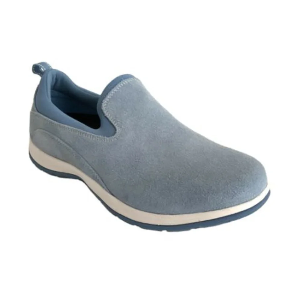 Lands End blue accent